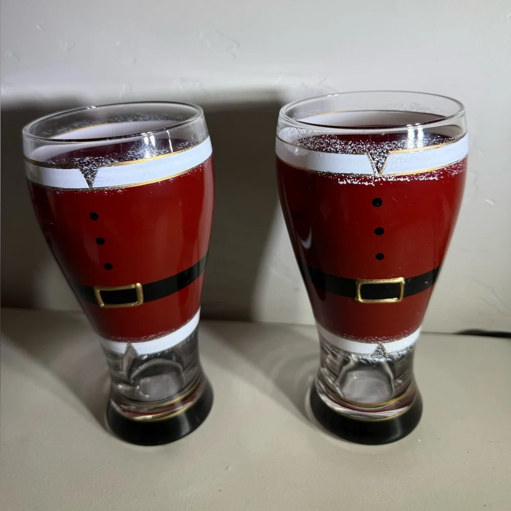Pair Of Pier 1 Imports Christmas Glasses 20 fl‎ oz Hand Painted Santa